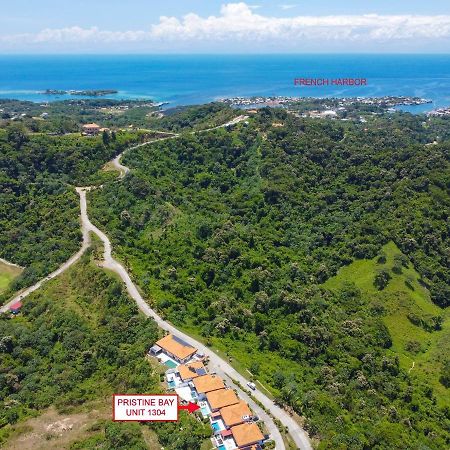 Pristine Bay Villa 1304 With Large Pool - 3 Bedroom Condo French Harbour エクステリア 写真